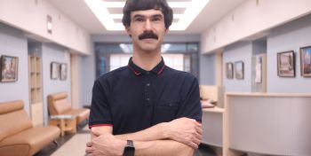 Неизвестная частица или взаимодействие уже известных: новая теоретическая модель поможет объяснить наблюдаемые на коллайдерах явления