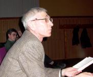 �.�.���������